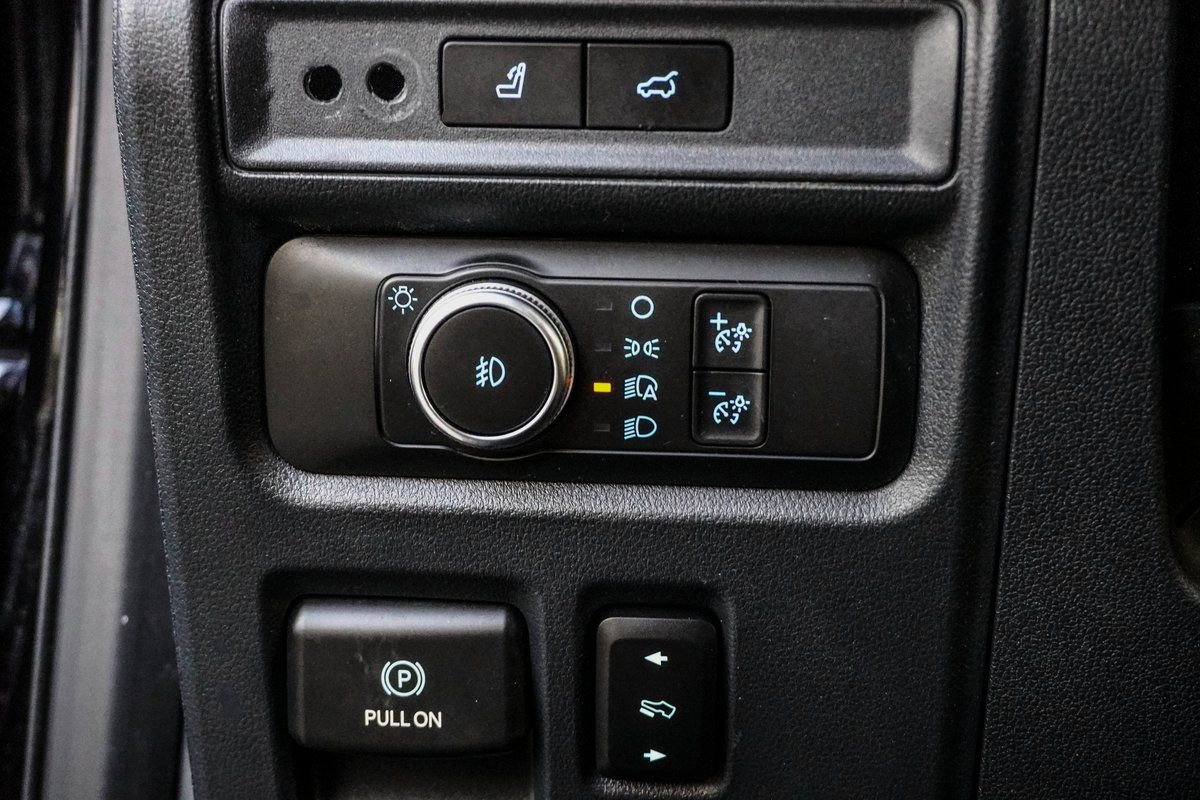 Used 2022 Ford Expedition Max Limited image 21