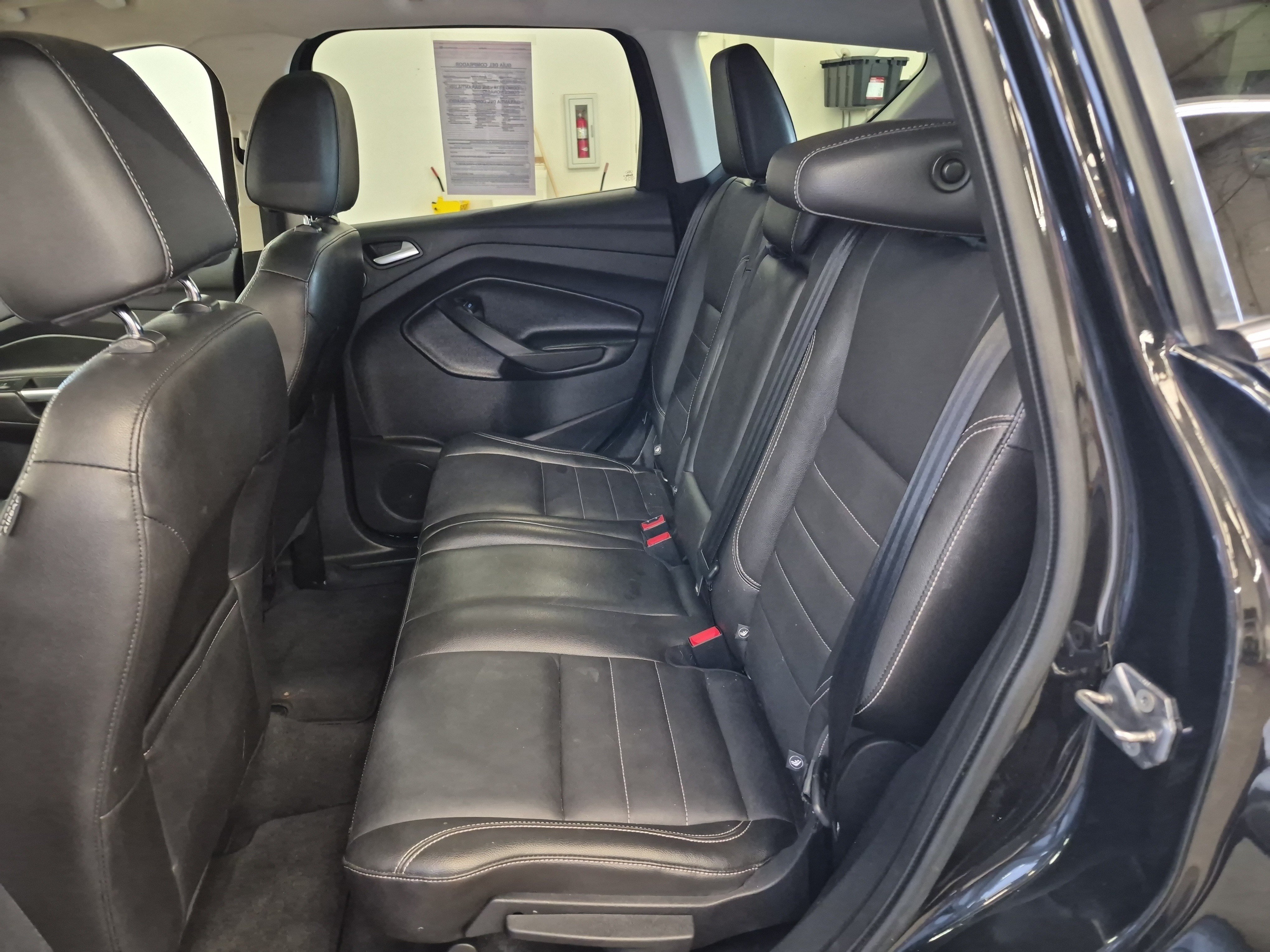 Used 2013 Ford Escape SEL FWD image 13