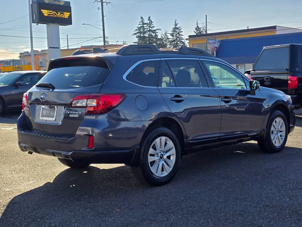 Used 2017 Subaru Outback 2.5i Premium AWD/4WD image 6