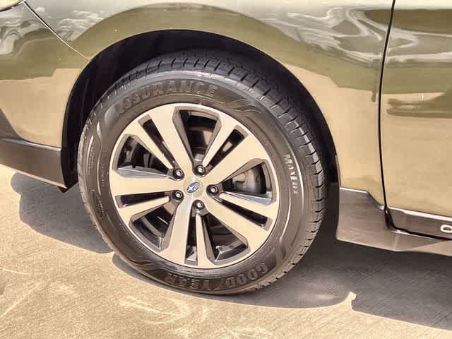 Used 2019 Subaru Outback 2.5i Limited AWD/4WD image 9