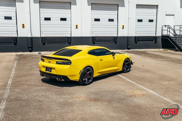 Used 2017 Chevrolet Camaro SS RWD image 61