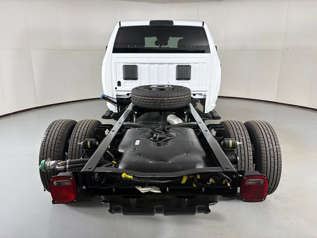 New 2026 RAM 3500 Tradesman AWD/4WD image 7
