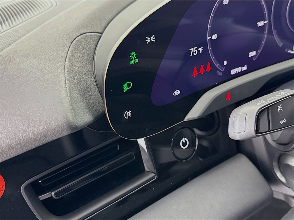 Used 2024 Porsche Taycan image 14