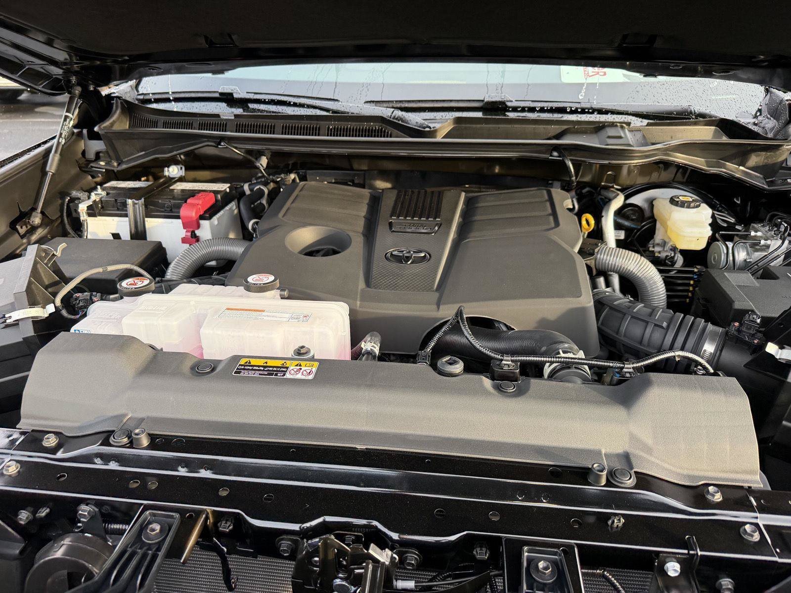 New 2026 Toyota Tundra SR5 AWD/4WD image 31