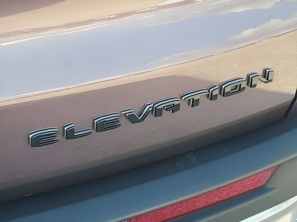Used 2025 GMC Acadia Elevation image 40