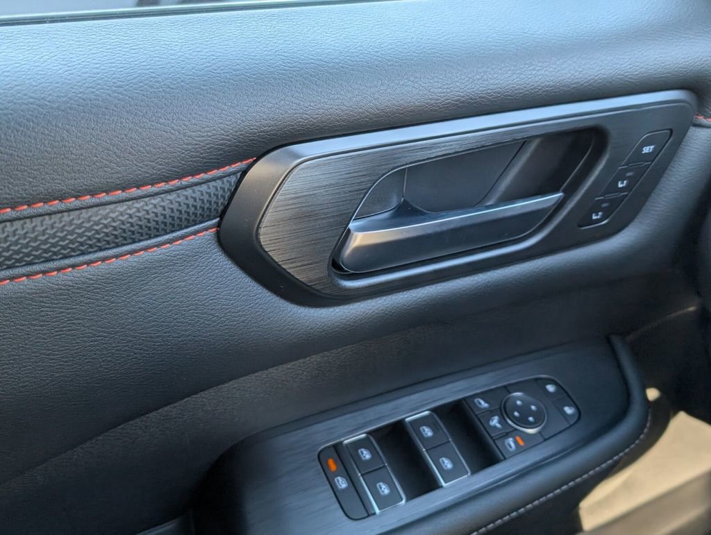 New 2026 Nissan Armada PRO-4X image 18