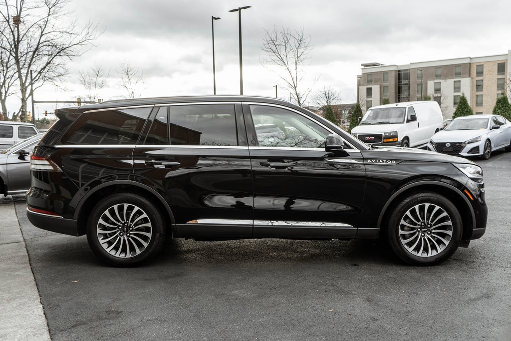 Used 2024 Lincoln Aviator Reserve image 3