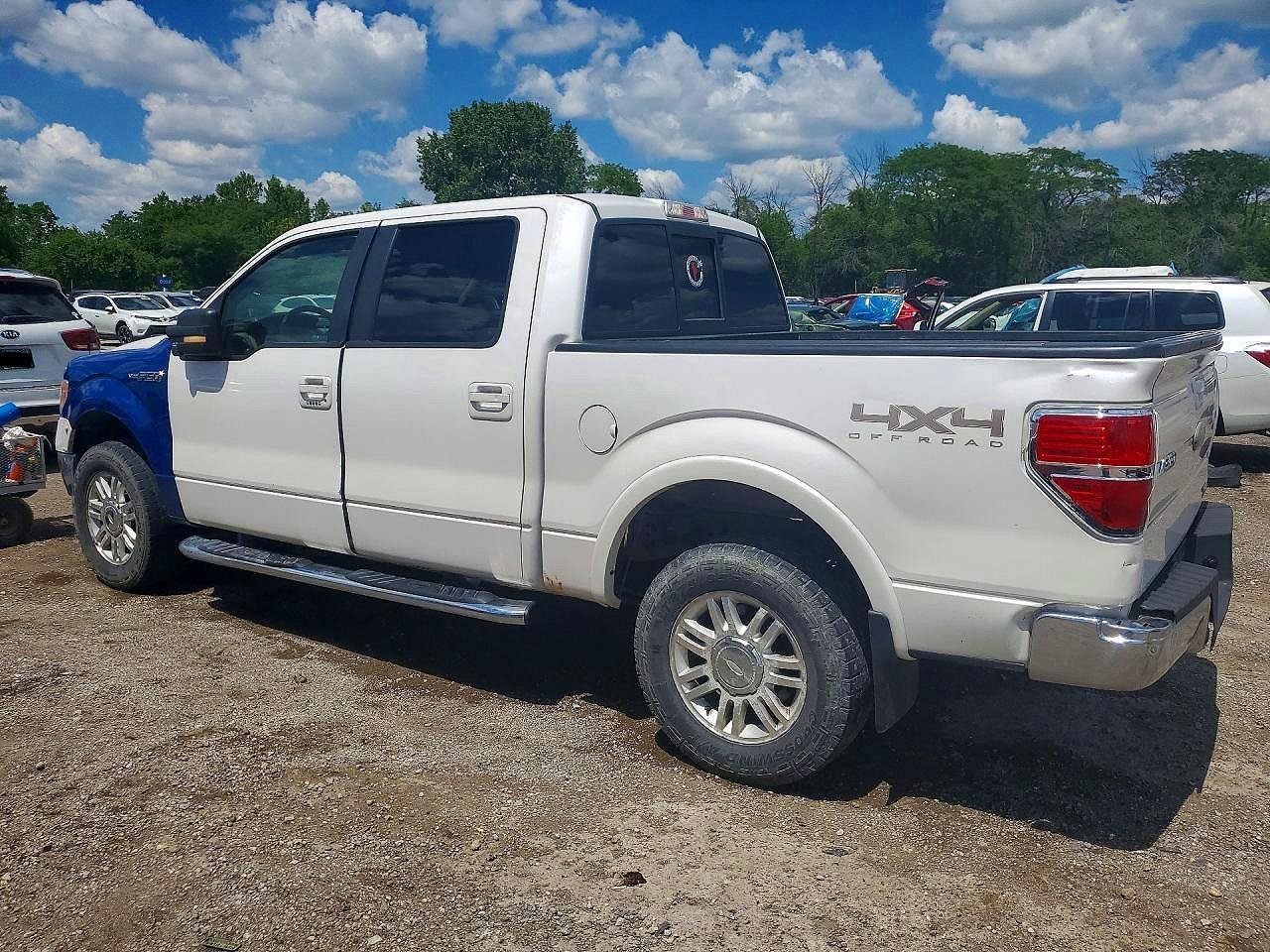 Used 2011 Ford F150 Lariat w/ Off Road Pkg AWD/4WD image 4