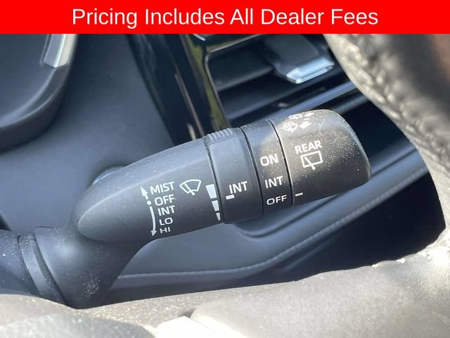 Used 2022 Toyota Highlander XSE AWD/4WD image 32