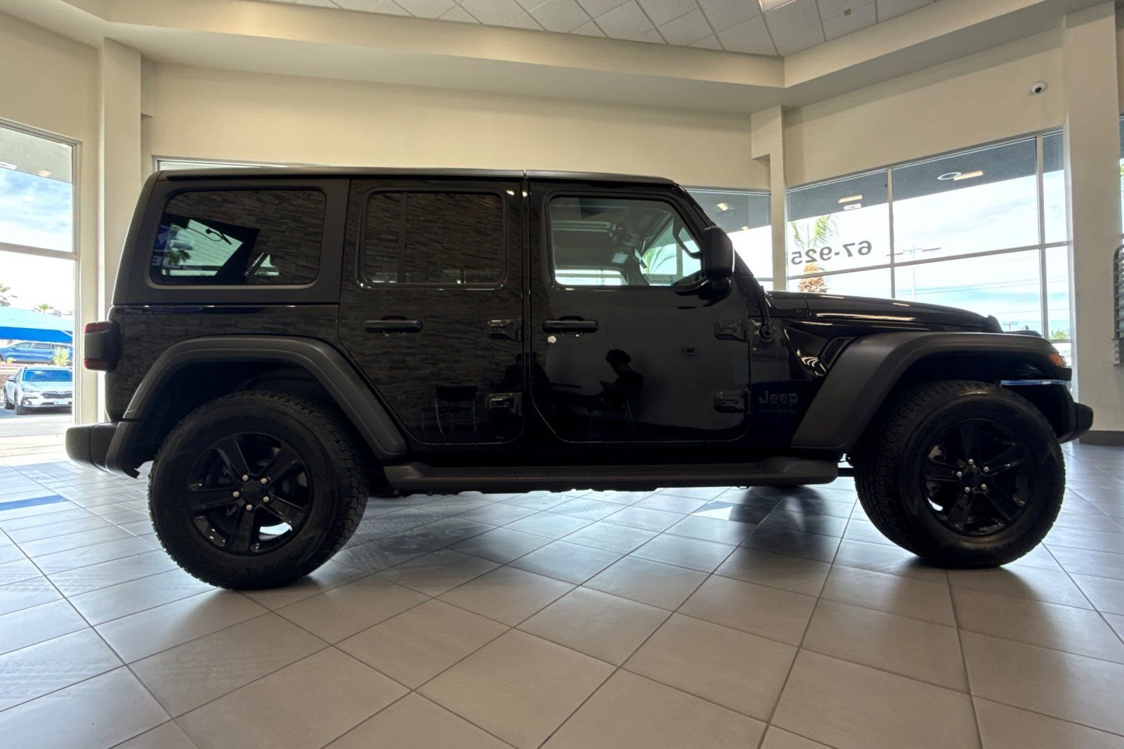 Used 2020 Jeep Wrangler Unlimited Sport image 6