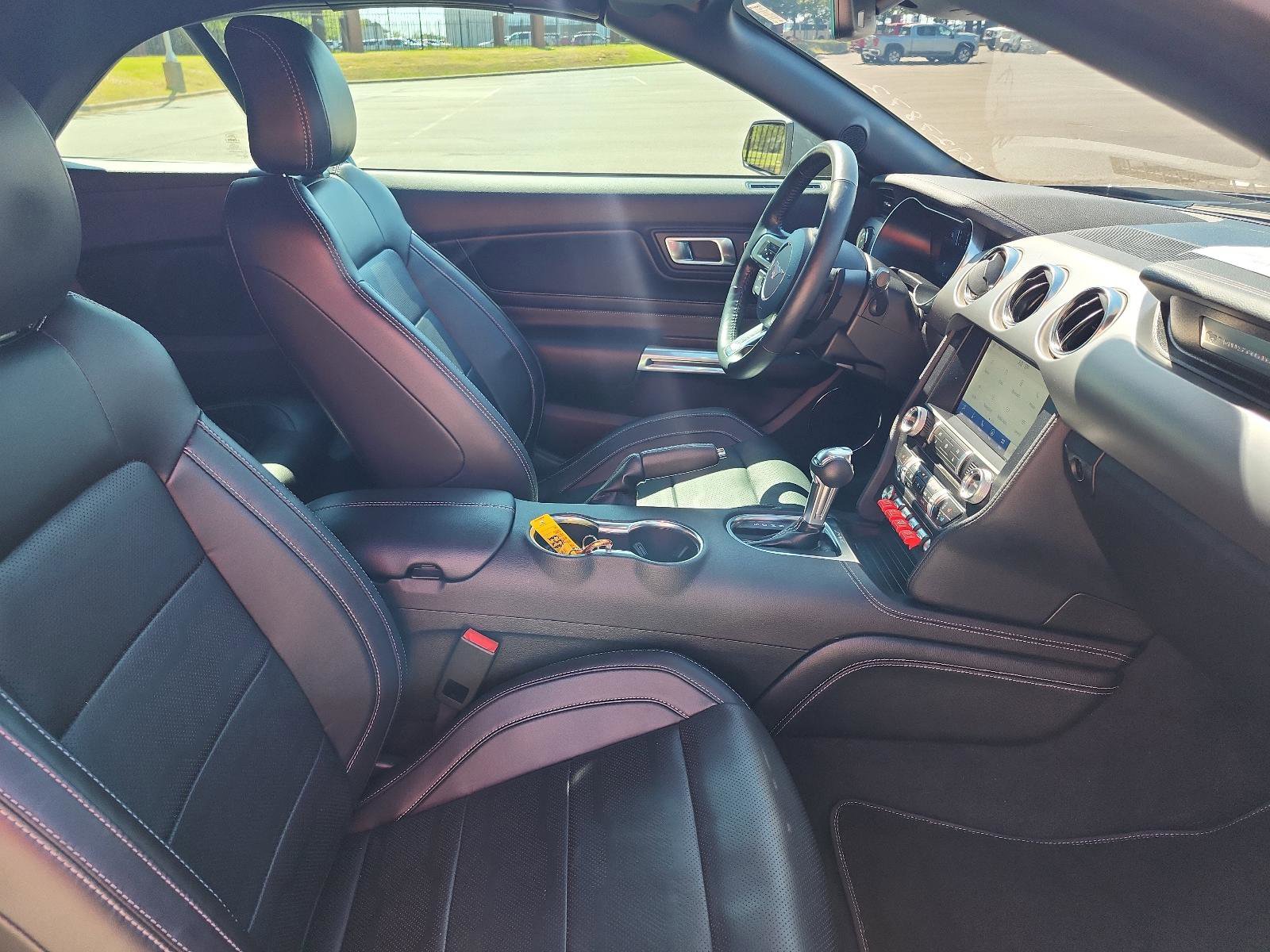 Used 2022 Ford Mustang GT Premium w/ Equipment Group 401A image 7