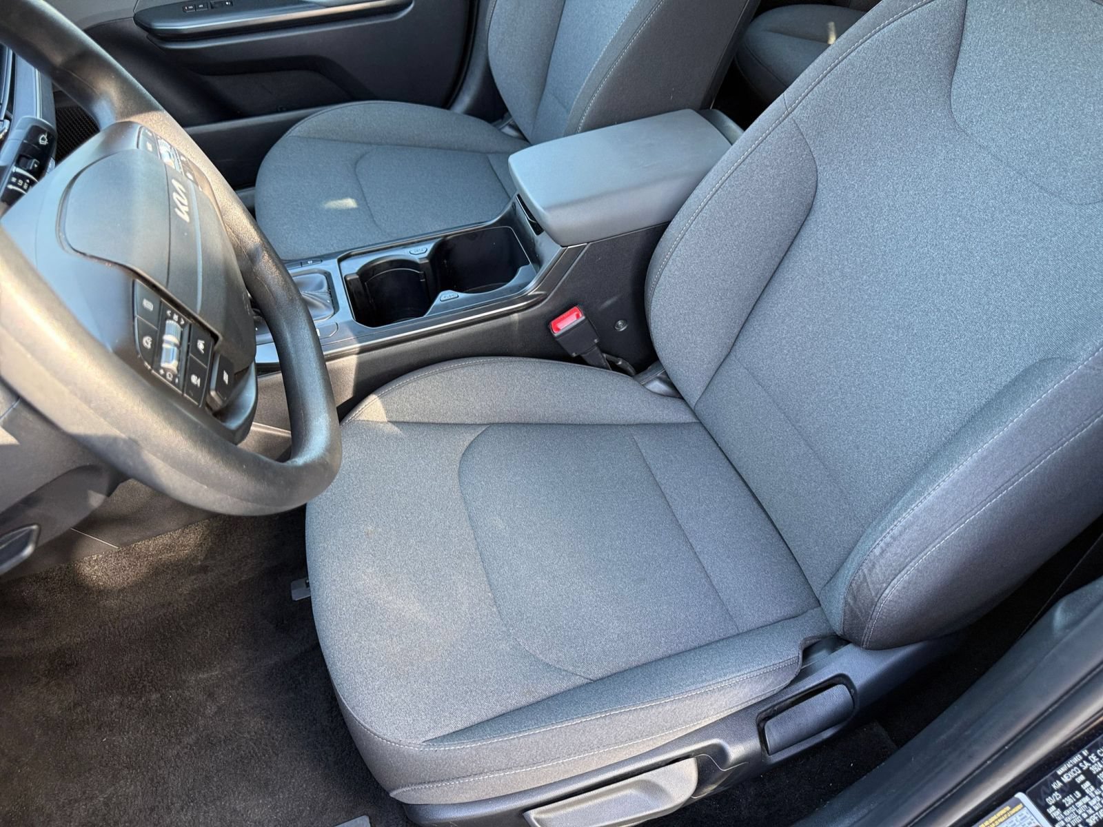 Used 2025 Kia K4 FWD image 38