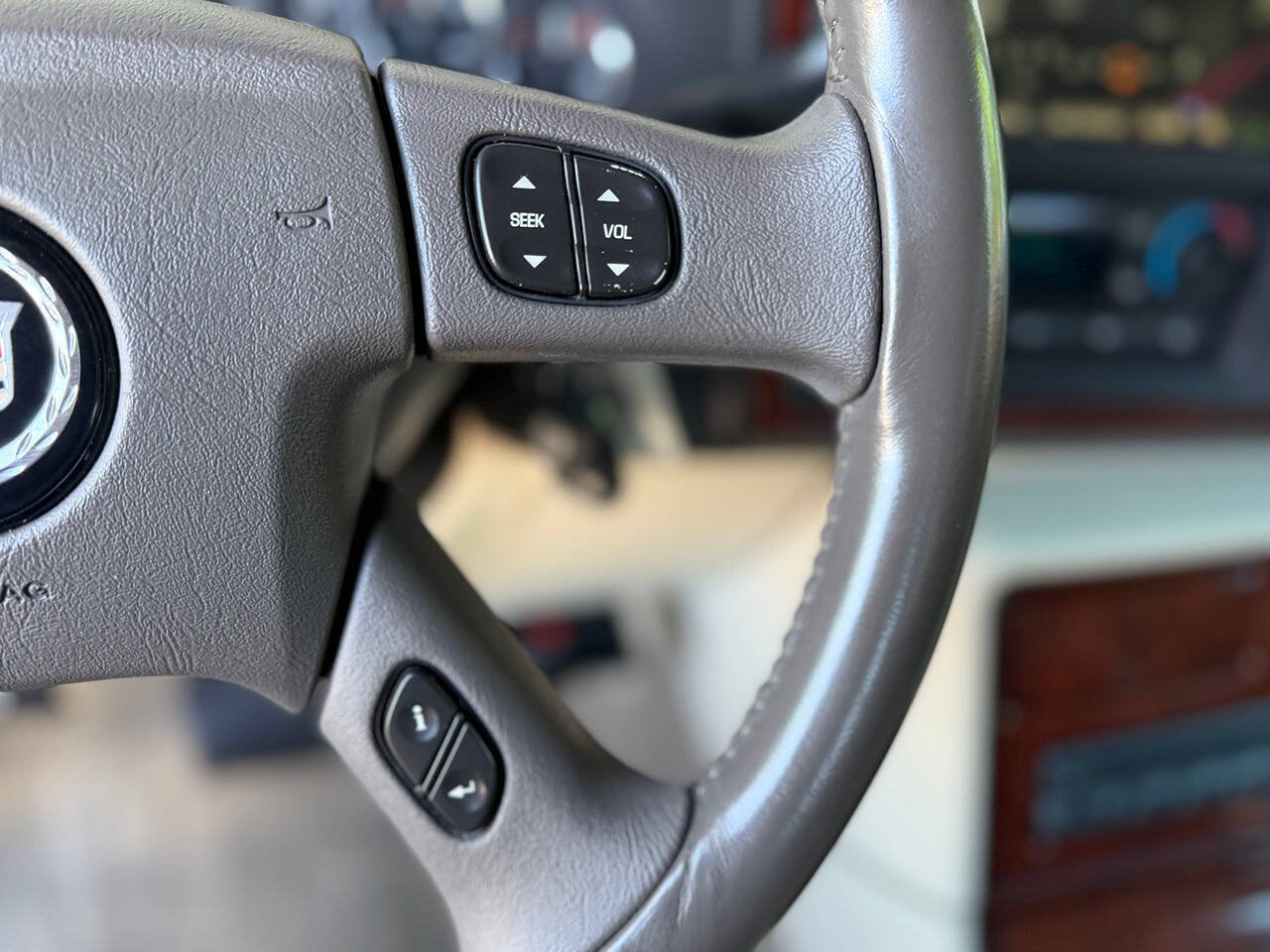 Used 2005 Cadillac Escalade EXT AWD/4WD image 16
