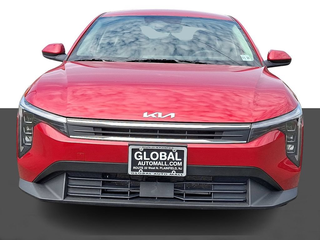 Used 2025 Kia K4 FWD image 2