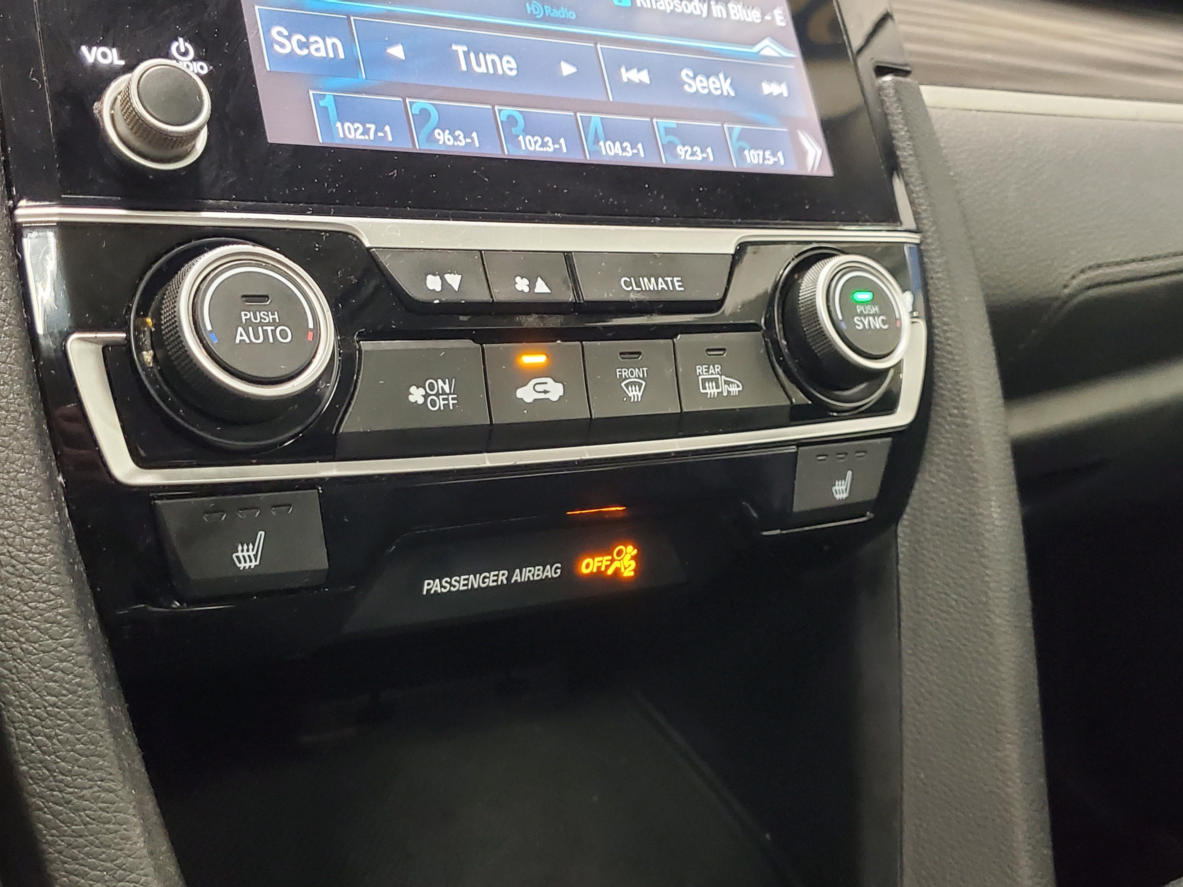 Used 2020 Honda Civic EX image 29