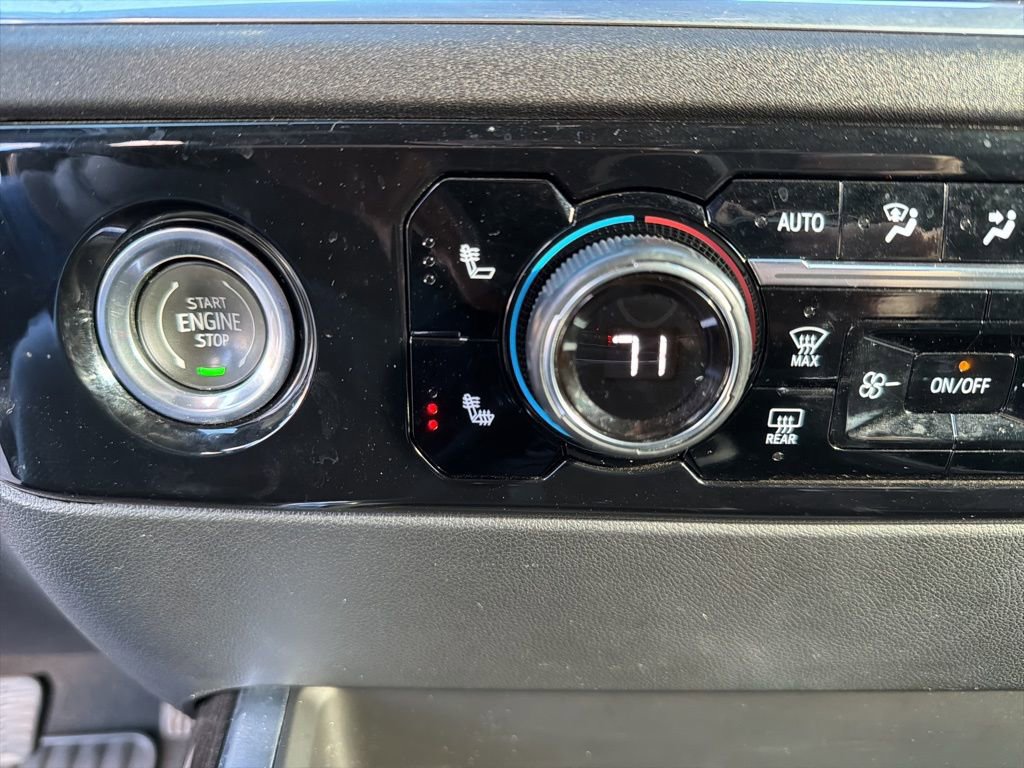 Used 2022 Chevrolet Silverado 1500 LT w/ Z71 Off-Road Package image 9