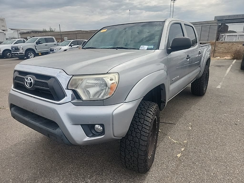 Used 2015 Toyota Tacoma PreRunner w/ SR5 Package RWD image 4