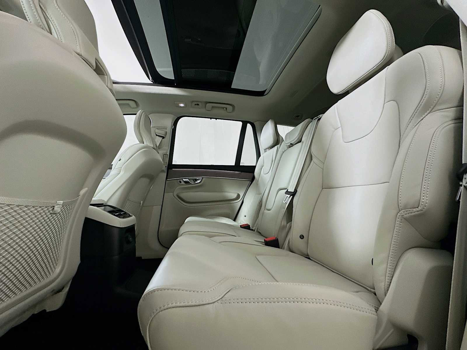 New 2026 Volvo XC90 T8 Ultra w/ Protection Package Premier image 23