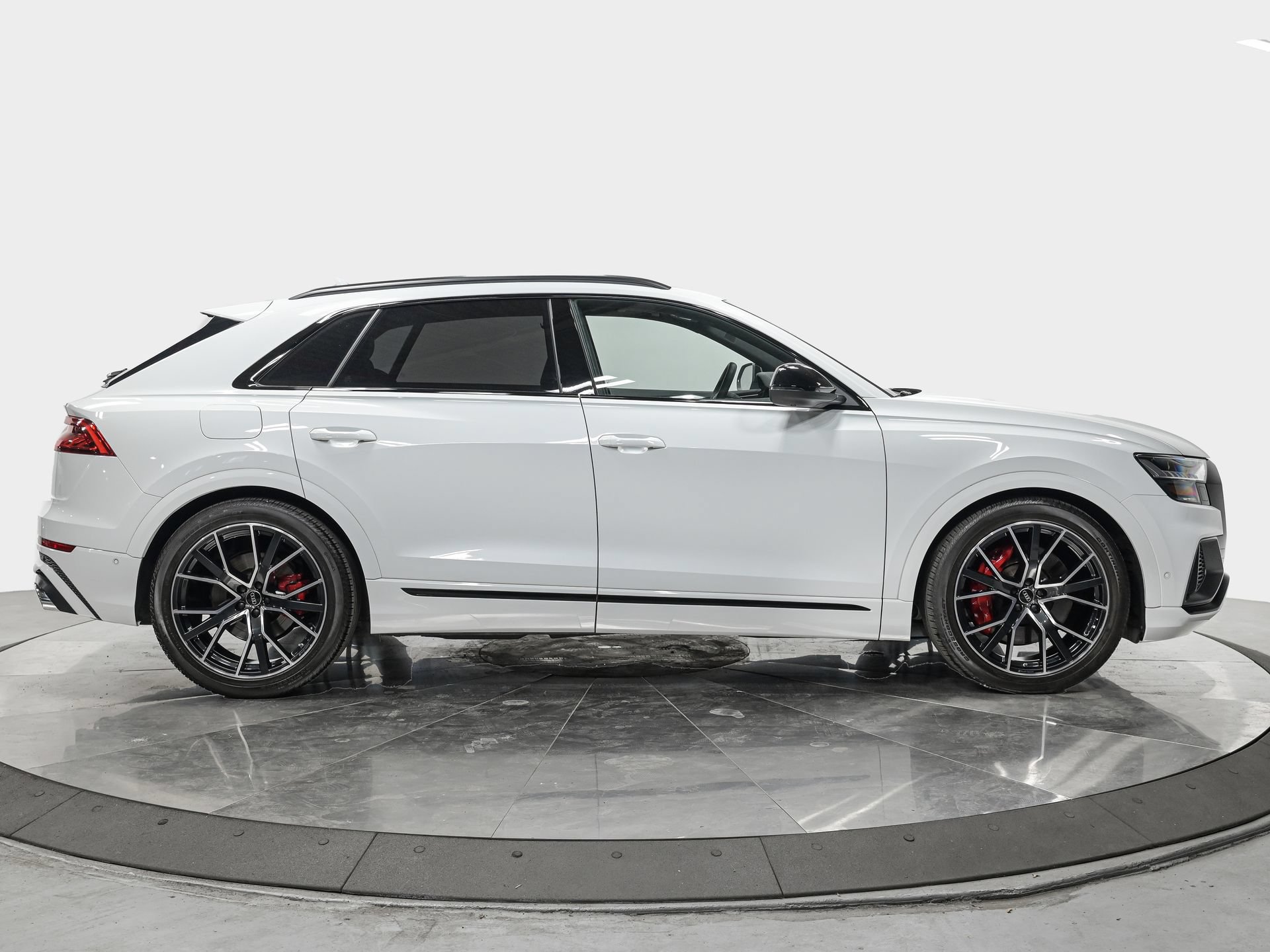 Used 2023 Audi SQ8 Premium Plus AWD/4WD image 8