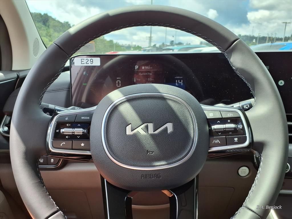 New 2026 Kia Carnival LXS image 47