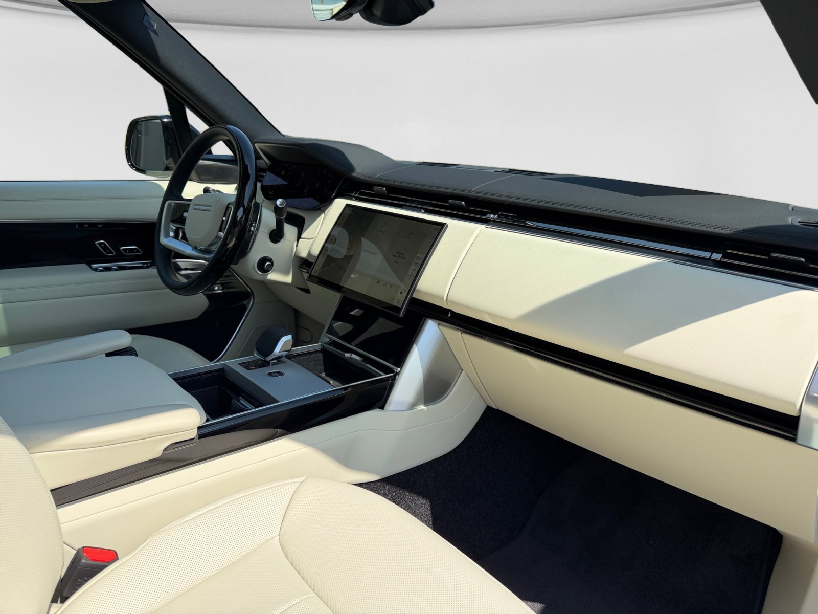 New 2025 Land Rover Range Rover SE image 23