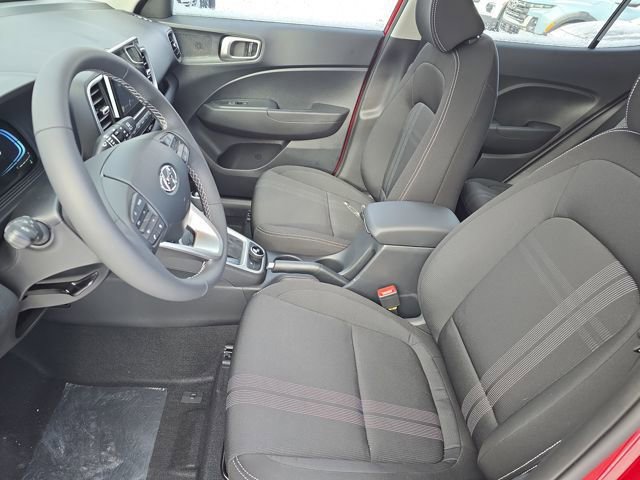New 2026 Hyundai Venue SEL FWD image 4