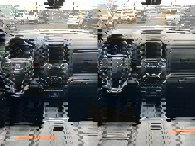 Used 2022 GMC Sierra 2500 AT4 w/ AT4 Preferred Package image 8