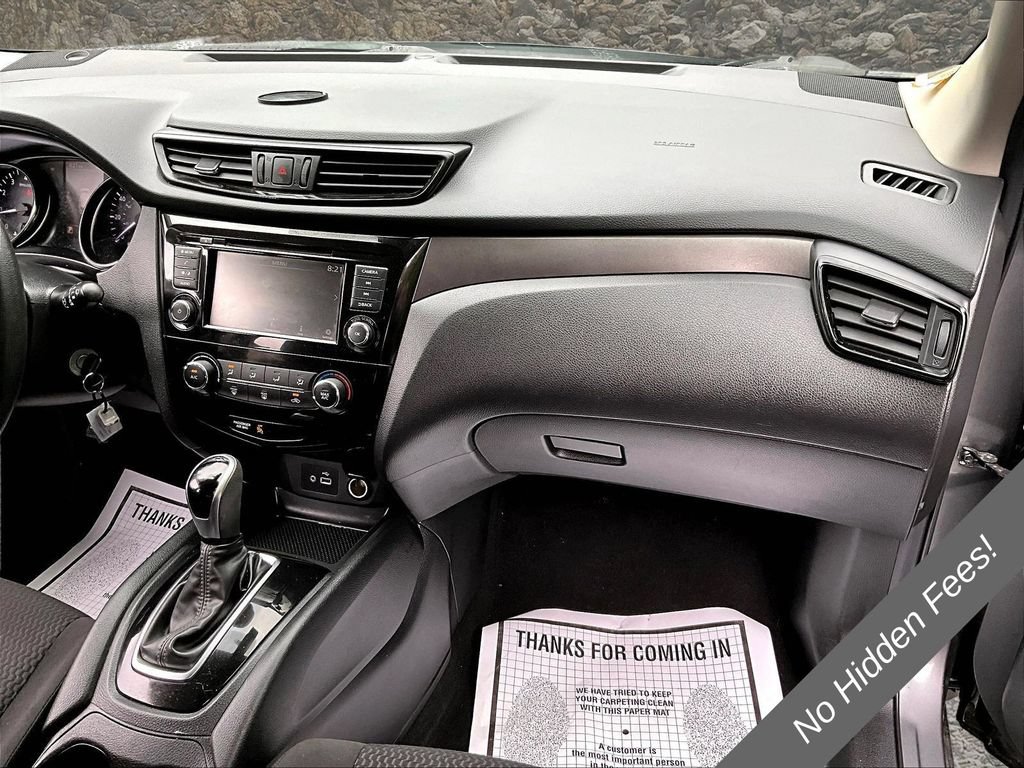 Used 2020 Nissan Rogue Sport S FWD image 15