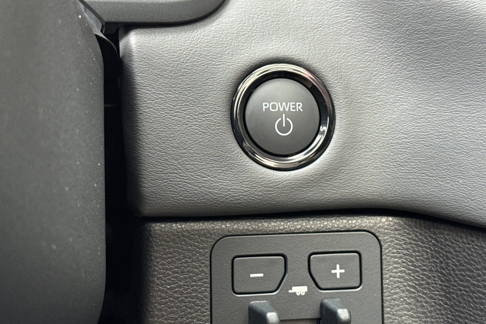 New 2025 Toyota Tundra Platinum image 24