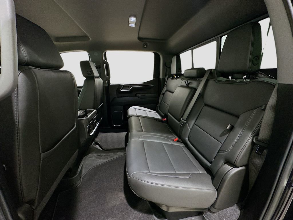 Used 2024 GMC Sierra 1500 SLT image 25