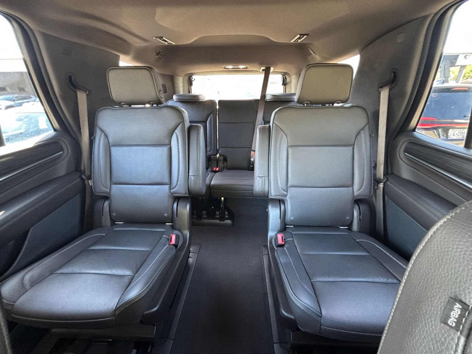 Used 2022 GMC Yukon Denali w/ Denali Premium Package RWD image 75