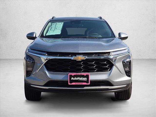 New 2026 Chevrolet Trax LT w/ Driver Confidence Package FWD image 6