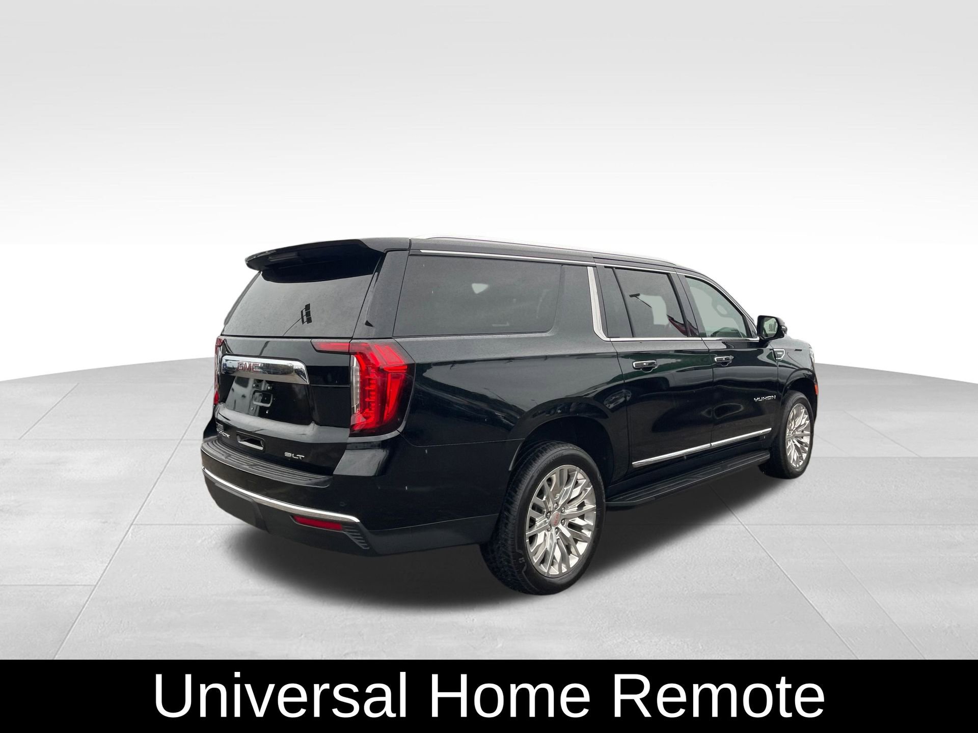 Used 2024 GMC Yukon XL SLT w/ SLT Premium Package image 8