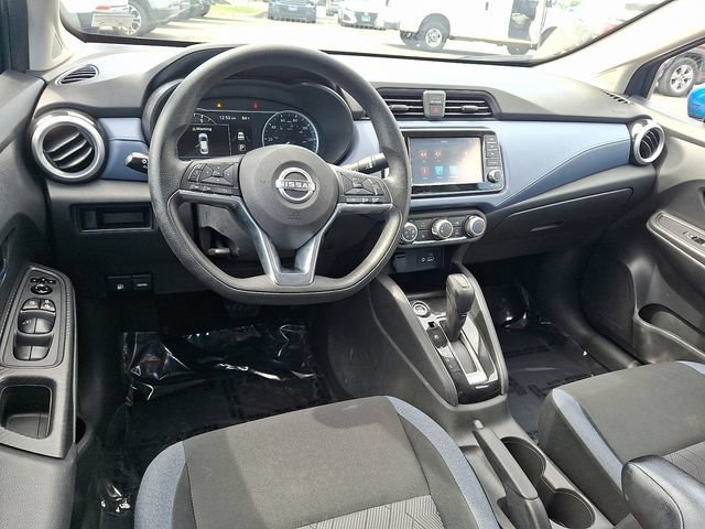 Used 2024 Nissan Versa SV FWD image 11