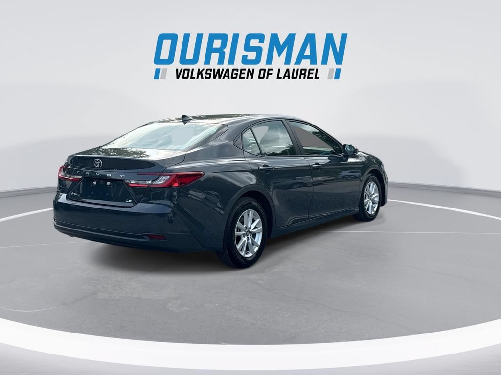 Used 2025 Toyota Camry LE w/ Convenience Package FWD image 8