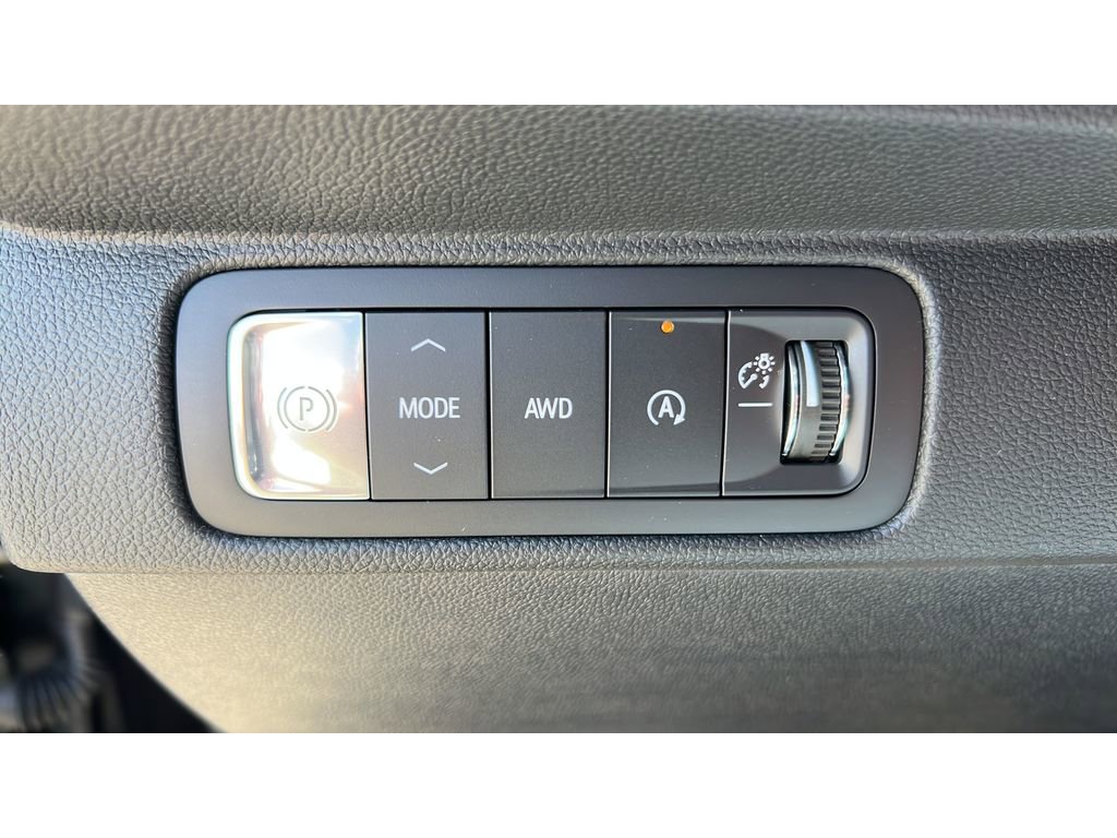 Certified 2025 Chevrolet Traverse Z71 w/ Driver Confidence Package image 23