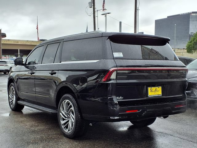 New 2026 Lincoln Navigator L Premier AWD/4WD image 6
