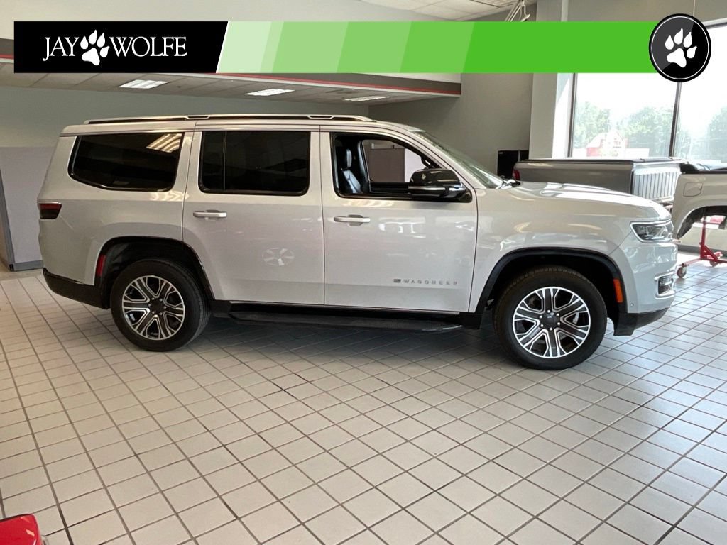 Used 2024 Jeep Wagoneer Series II AWD/4WD image 6