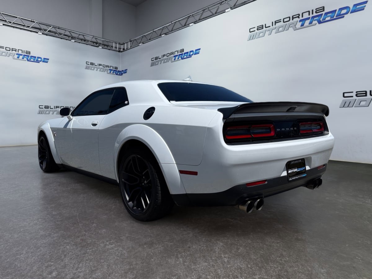Used 2019 Dodge Challenger R/T Scat Pack w/ Widebody Package RWD image 7