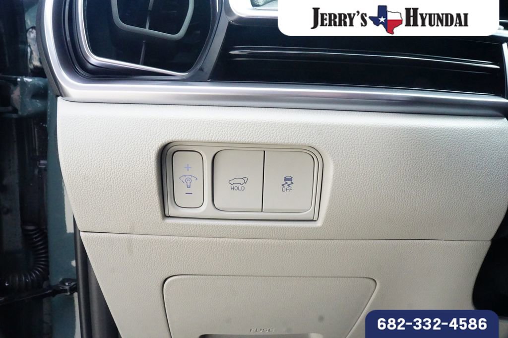 Used 2025 Kia Sorento EX image 17