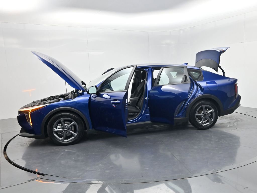 Certified 2025 Kia K4 FWD image 57