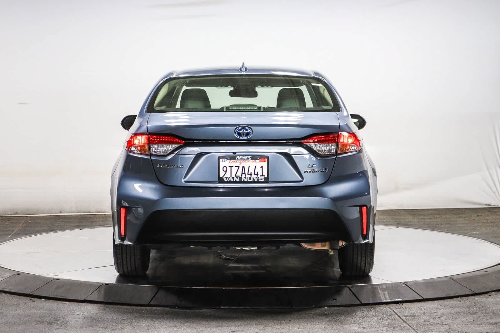 Certified 2023 Toyota Corolla LE FWD image 4