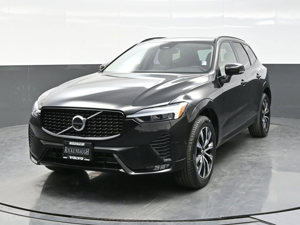 Used 2025 Volvo XC60 B5 Plus AWD/4WD image 2