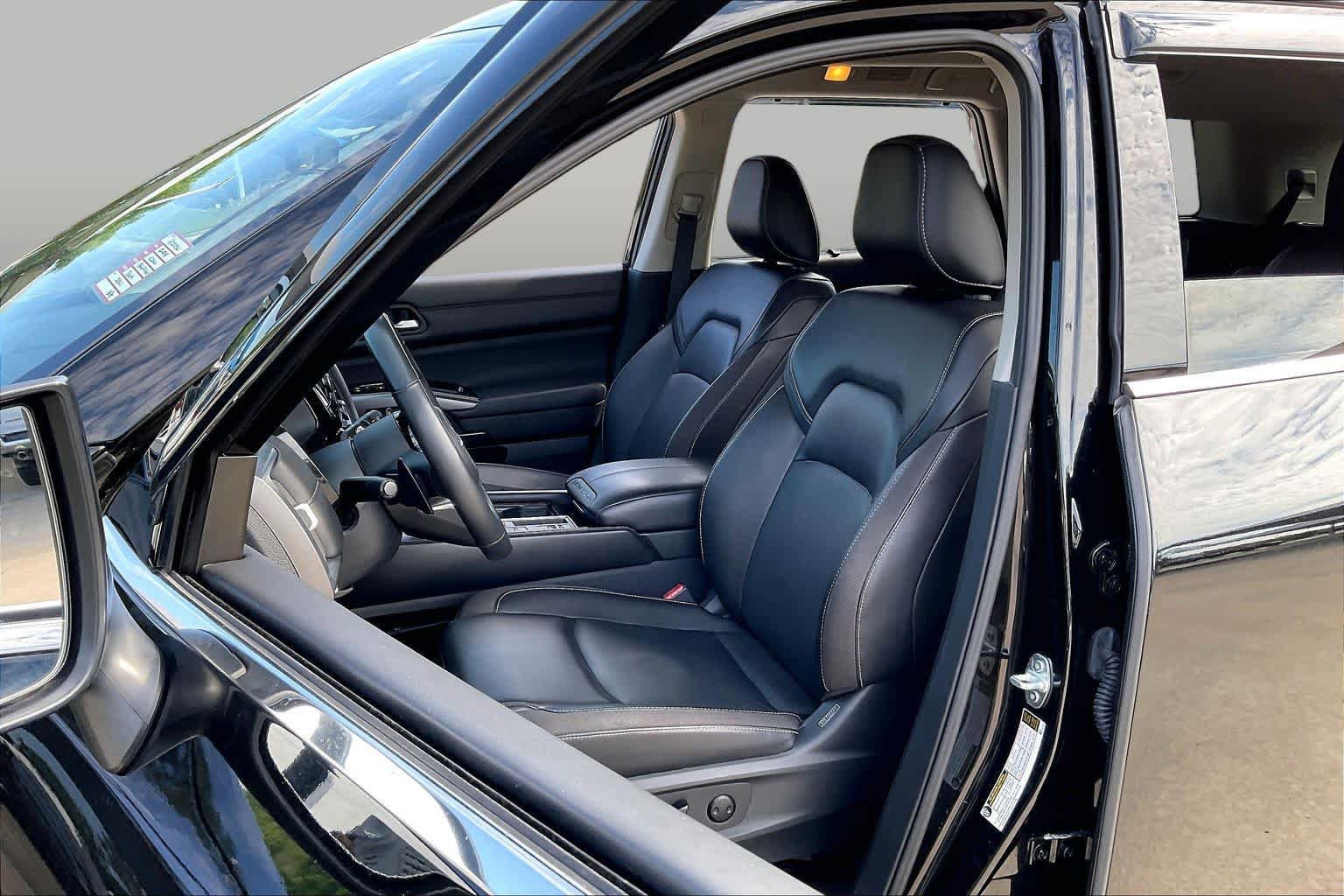 Used 2024 Nissan Pathfinder SL w/ SL Premium Package FWD image 8