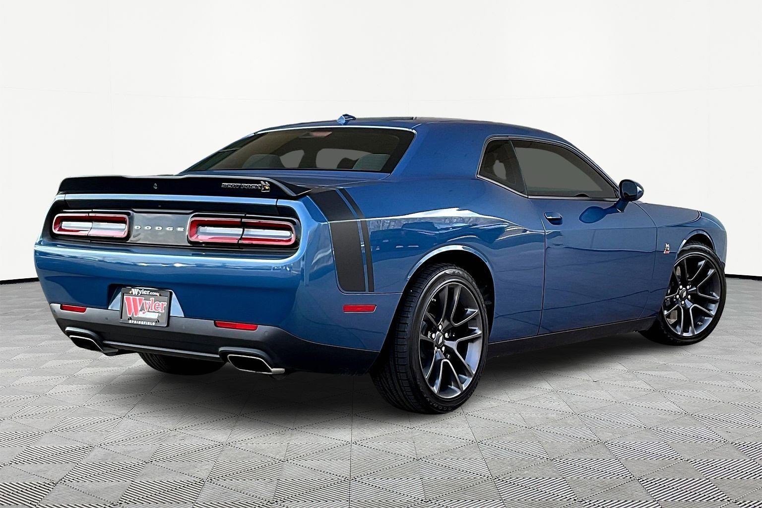 Used 2023 Dodge Challenger R/T Scat Pack RWD image 6