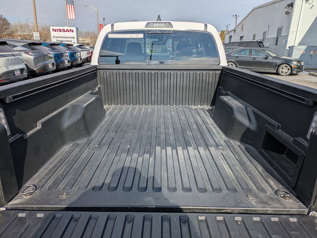 Used 2022 Toyota Tacoma SR5 image 14