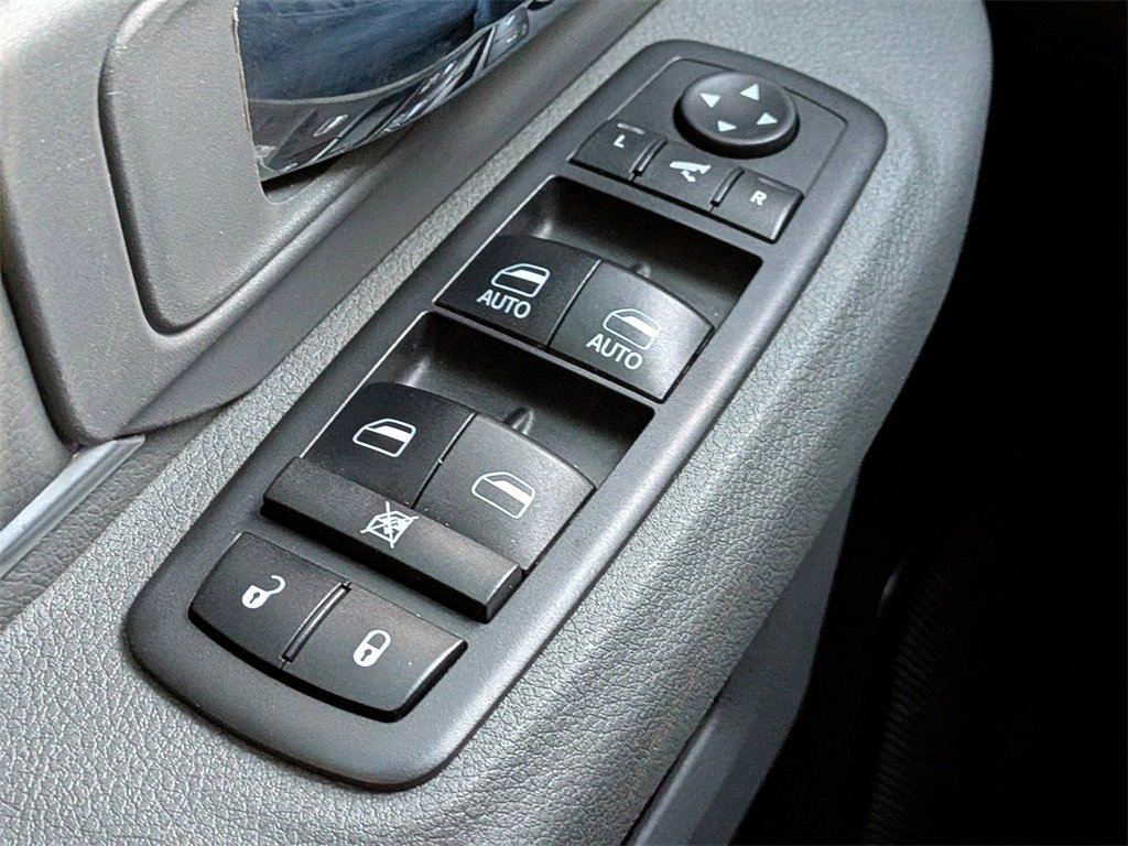 Used 2019 RAM 1500 Big Horn image 23