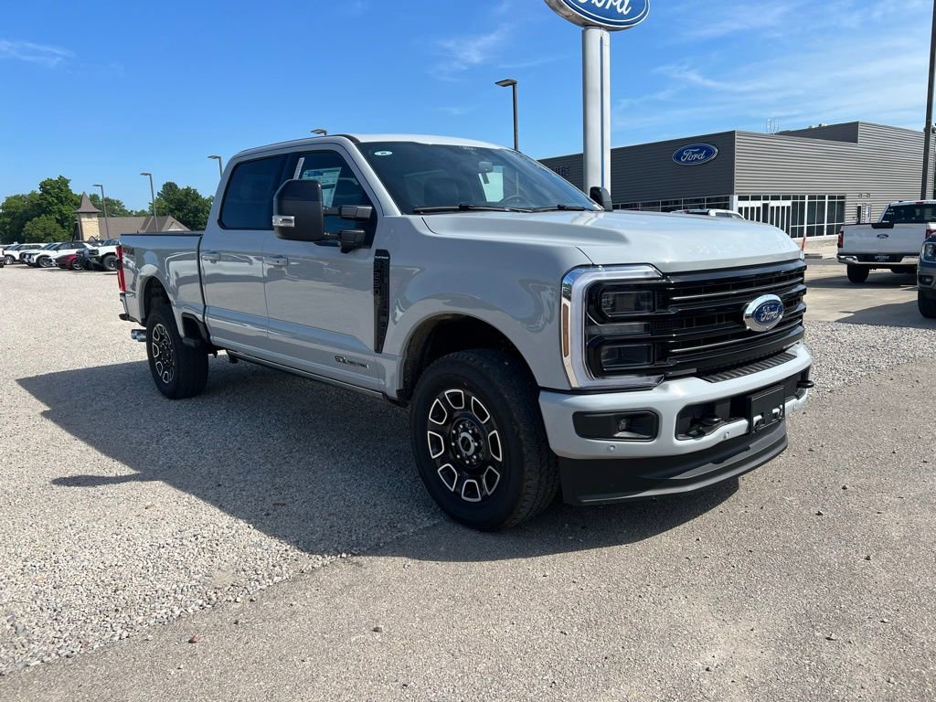 New 2025 Ford F250 Platinum w/ FX4 Off-Road Package
