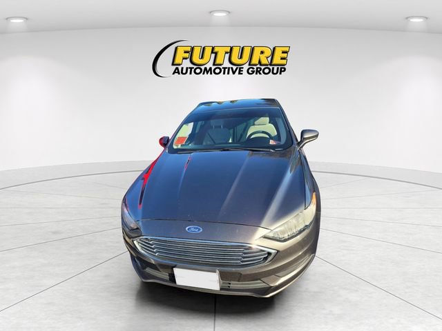 Used 2017 Ford Fusion S image 2
