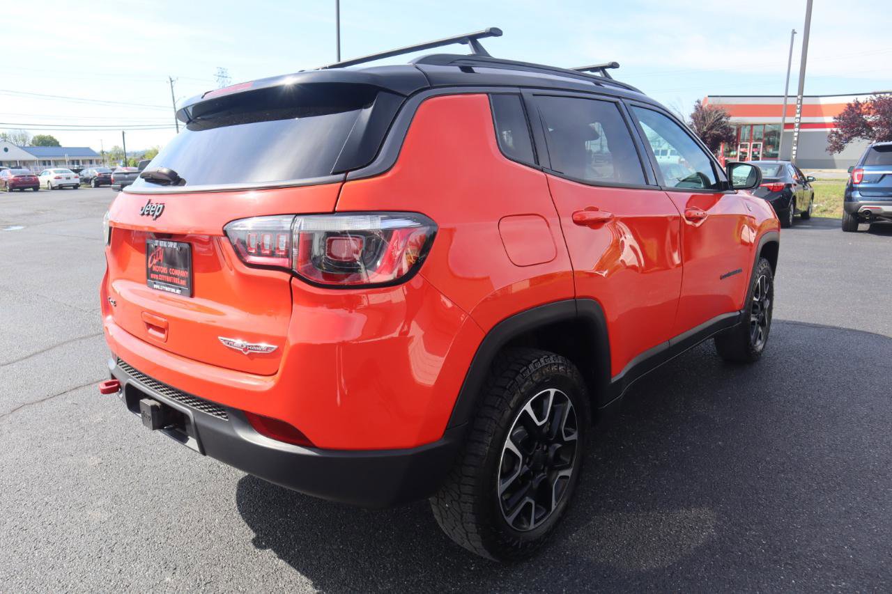 Used 2020 Jeep Compass Trailhawk w/ Leather Interior Group AWD/4WD image 35